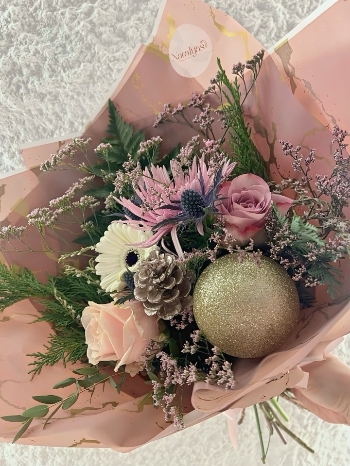 Pink Christmas Grab and Go